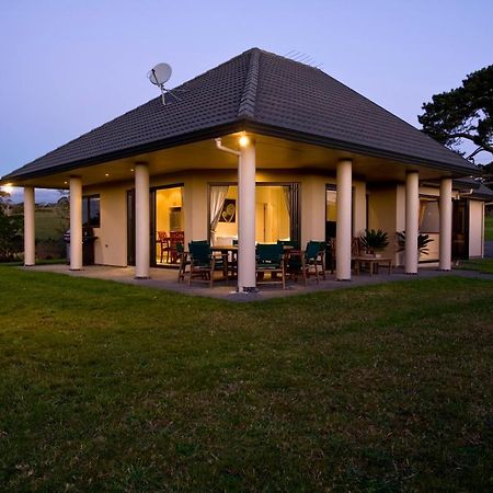 Okura River Vacations Vila Auckland Exterior foto